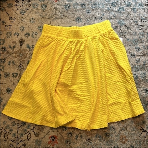 NWT Modcloth Winner's Circle Skater Yellow Skirt Size Small - Picture 9 of 16